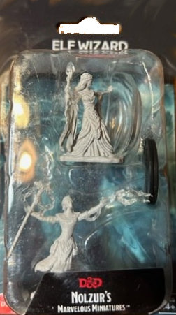 Dungeons & Dragons: Nolzurs Marvelous Miniatures: Elf Wizard (female) 72623